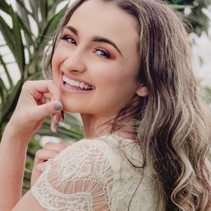 Meet your Posher, Denny